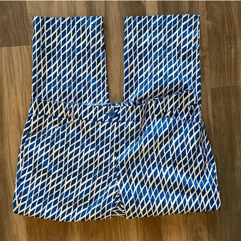NY&Co Cropped Pants - Picture 2 of 8